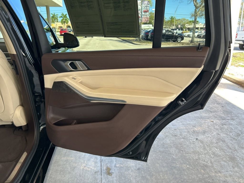 Used 2019 BMW X7 xDrive40i image 43