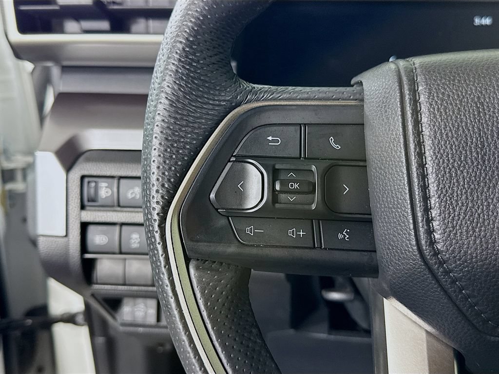 Used 2025 Toyota Tacoma TRD Off-Road AWD/4WD image 23