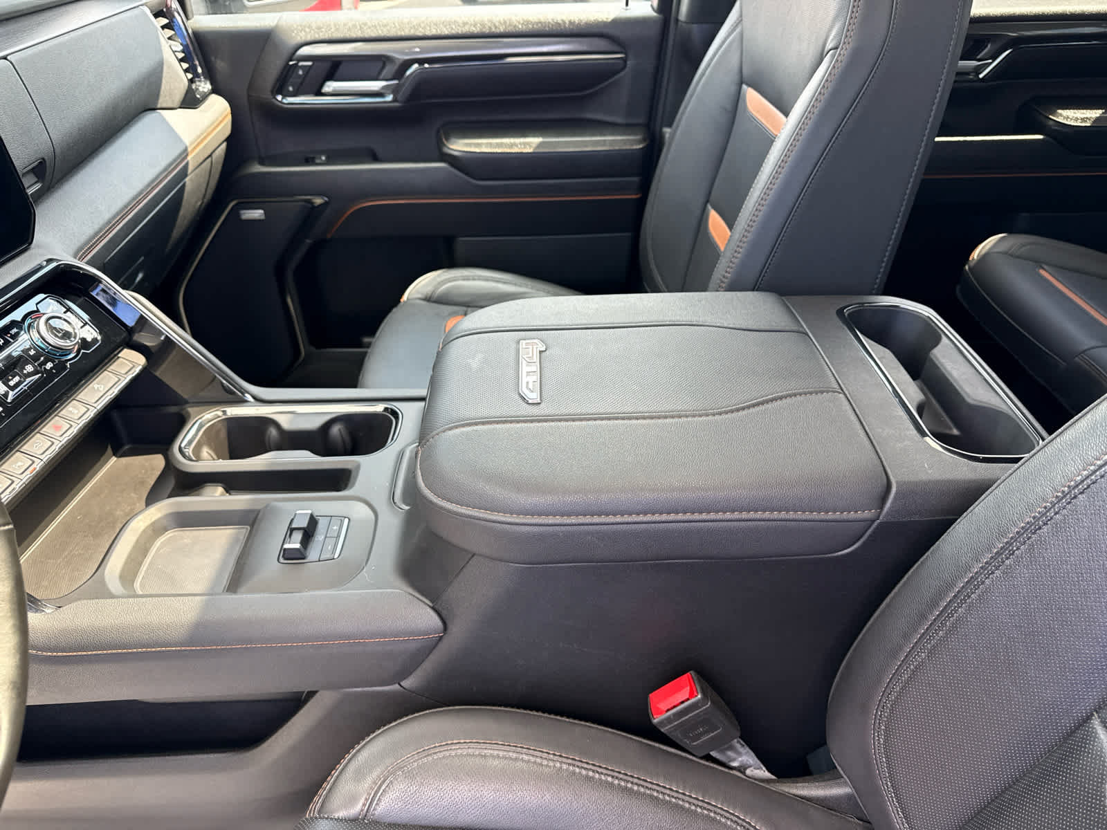 Certified 2024 GMC Sierra 3500 AT4 w/ AT4 Premium Plus Package AWD/4WD image 21
