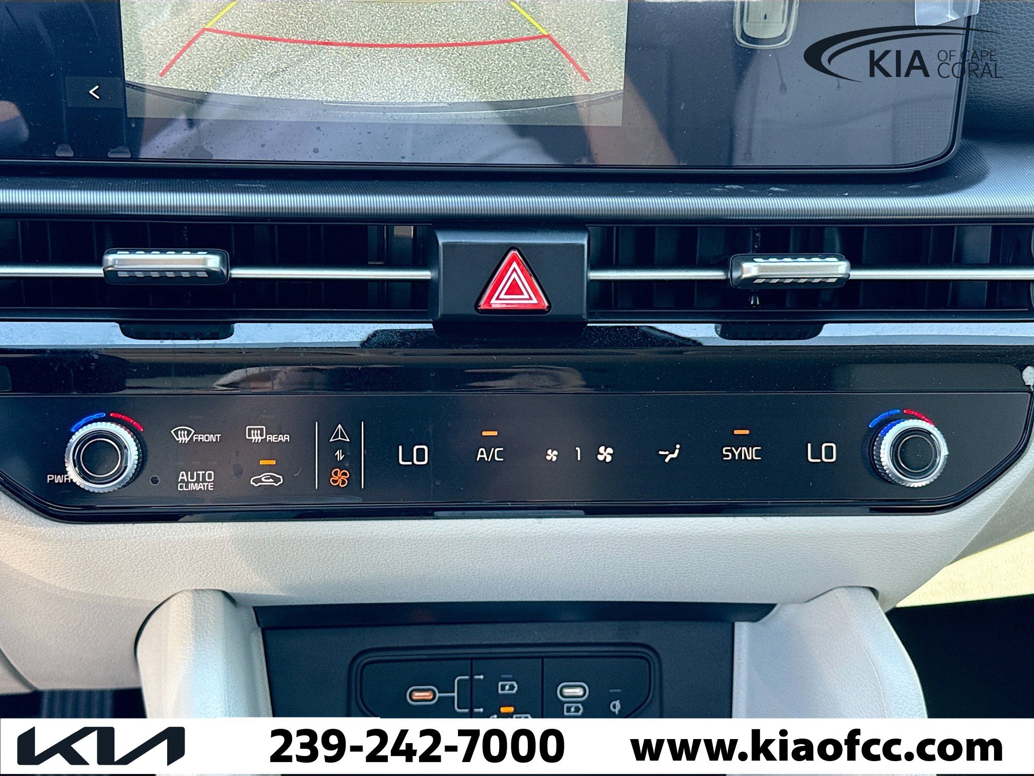 New 2026 Kia Sportage EX image 32