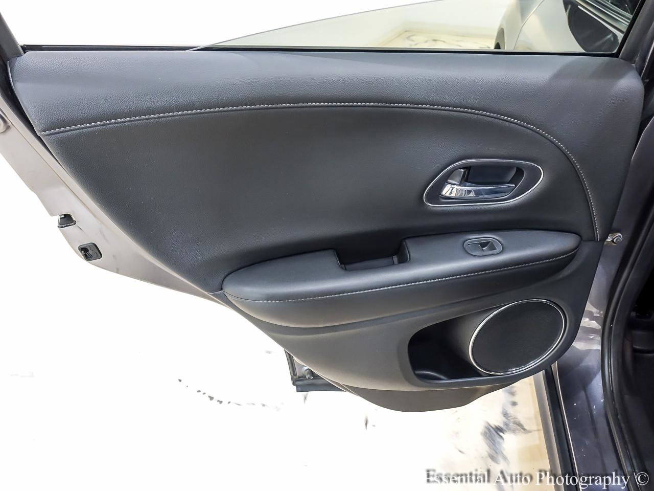 Used 2022 Honda HR-V EX-L image 24