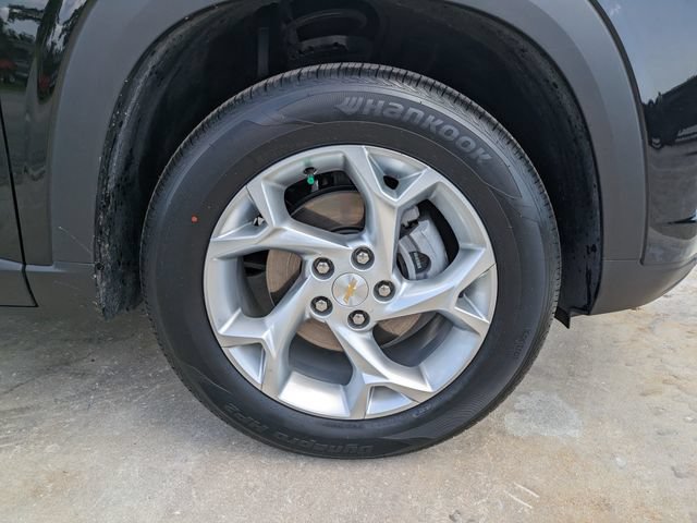 Used 2024 Chevrolet Trax LS FWD image 11