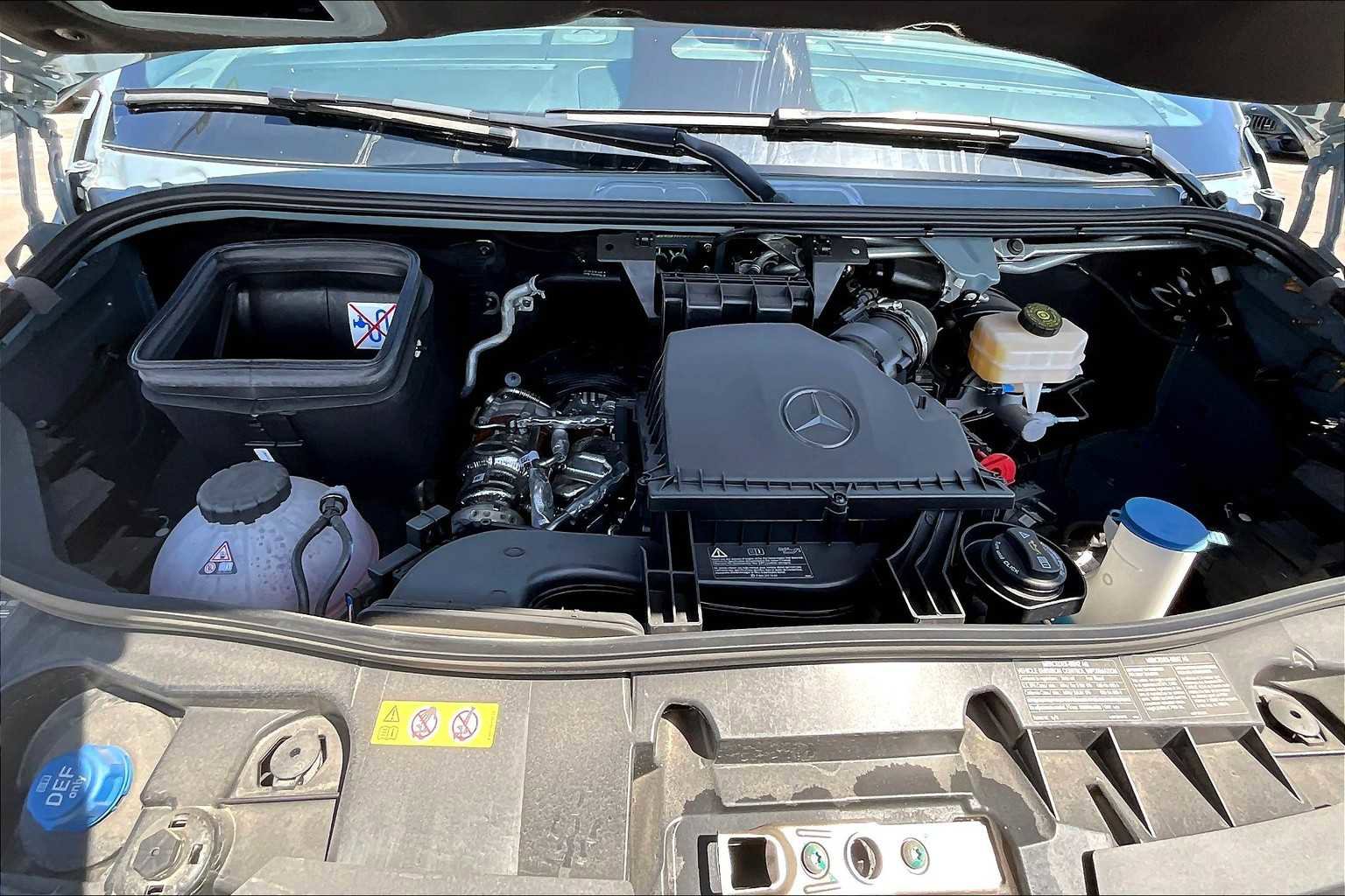 New 2025 Mercedes-Benz Sprinter 2500 image 16