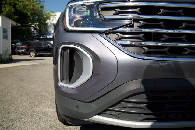 Used 2025 Volkswagen Atlas SE FWD image 9