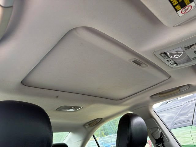 Used 2010 Lexus HS 250h Premium w/ Tech Pkg FWD image 16