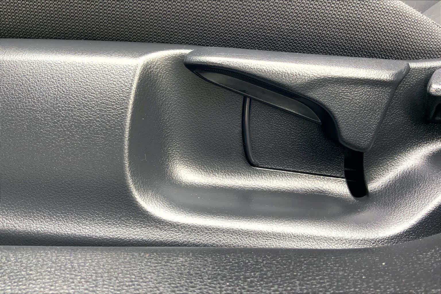 Used 2025 Toyota Corolla LE FWD image 34