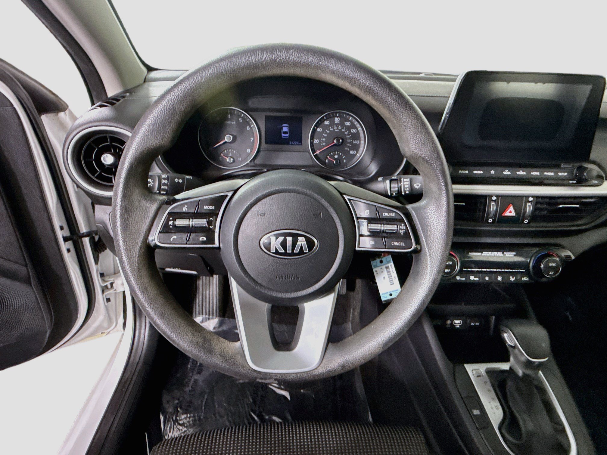 Used 2019 Kia Forte LXS FWD image 13