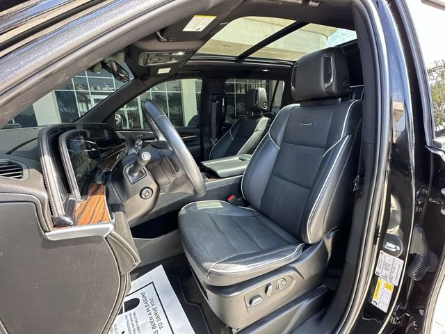 Used 2023 Cadillac Escalade ESV Premium Luxury RWD image 19