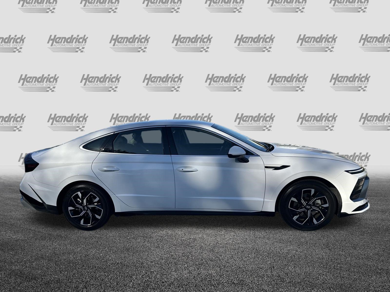 Used 2025 Hyundai Sonata SEL FWD image 11