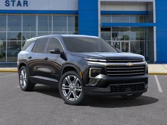 New 2025 Chevrolet Traverse LT w/ Enhanced Driving Package image 11