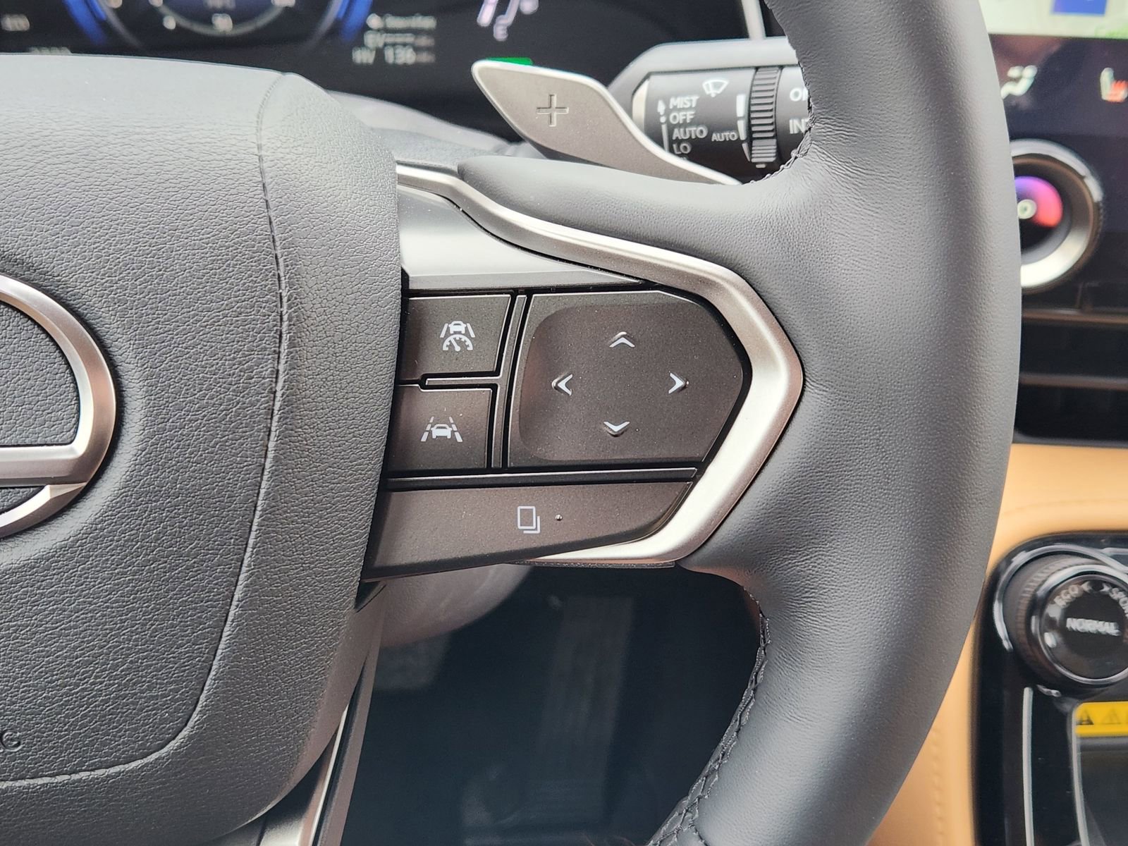 Used 2025 Lexus NX 450h+ AWD w/ Accessory Package (2T) image 39