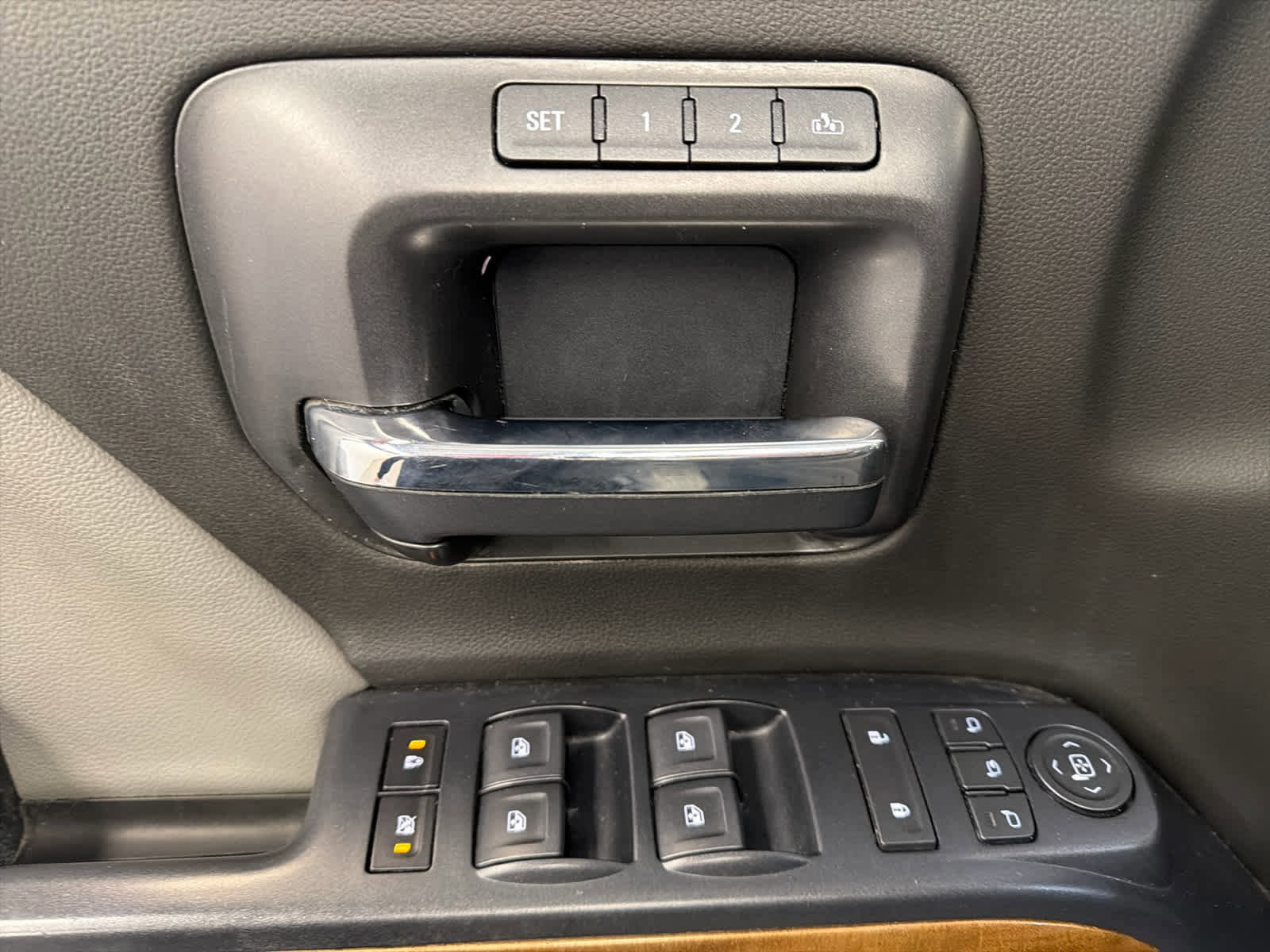Used 2019 Chevrolet Silverado 2500 LTZ AWD/4WD image 18