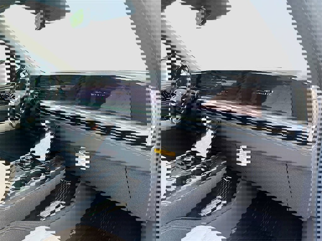 New 2026 Cadillac Escalade IQ Sport 1 w/ LPO, ONYX Package image 32