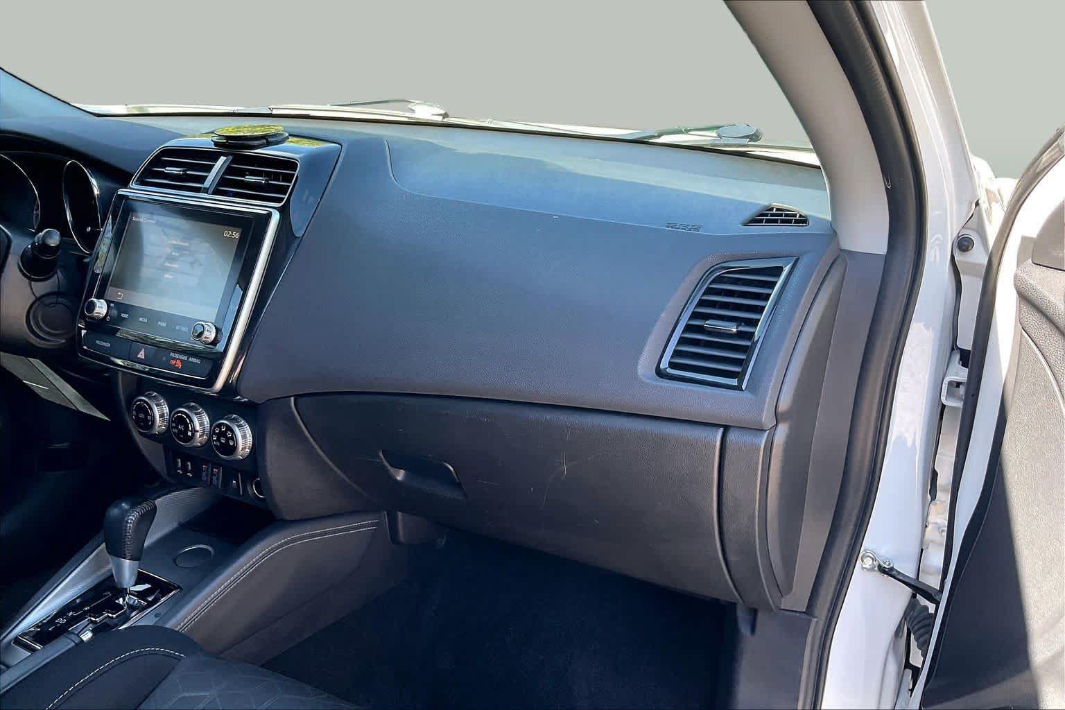 Used 2021 Mitsubishi Outlander Sport SE FWD image 18