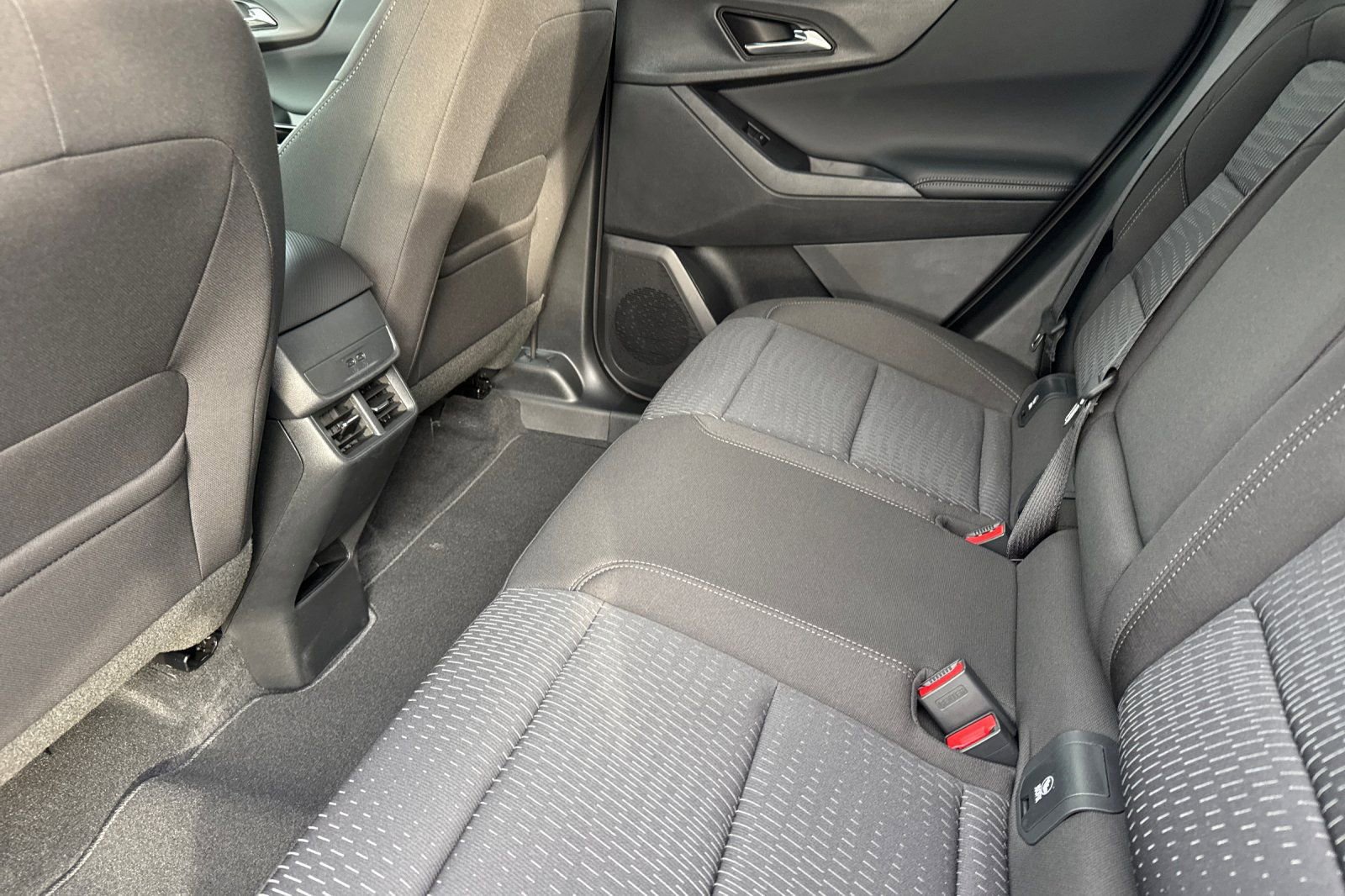 New 2026 Chevrolet Equinox LT image 11