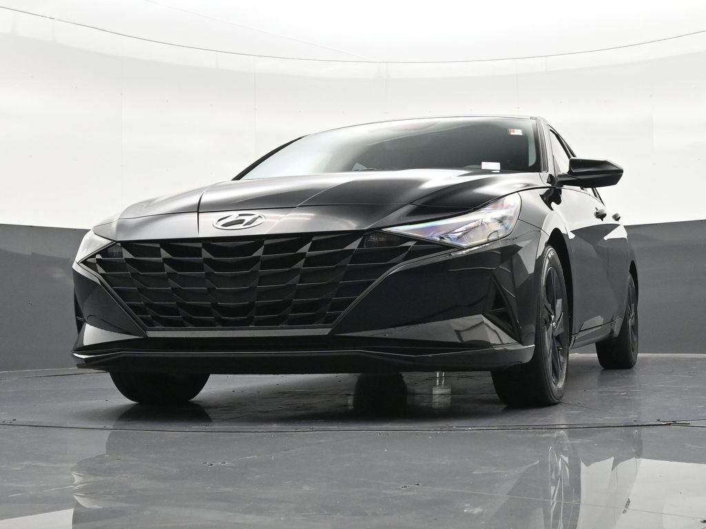 Used 2023 Hyundai Elantra SEL FWD image 37