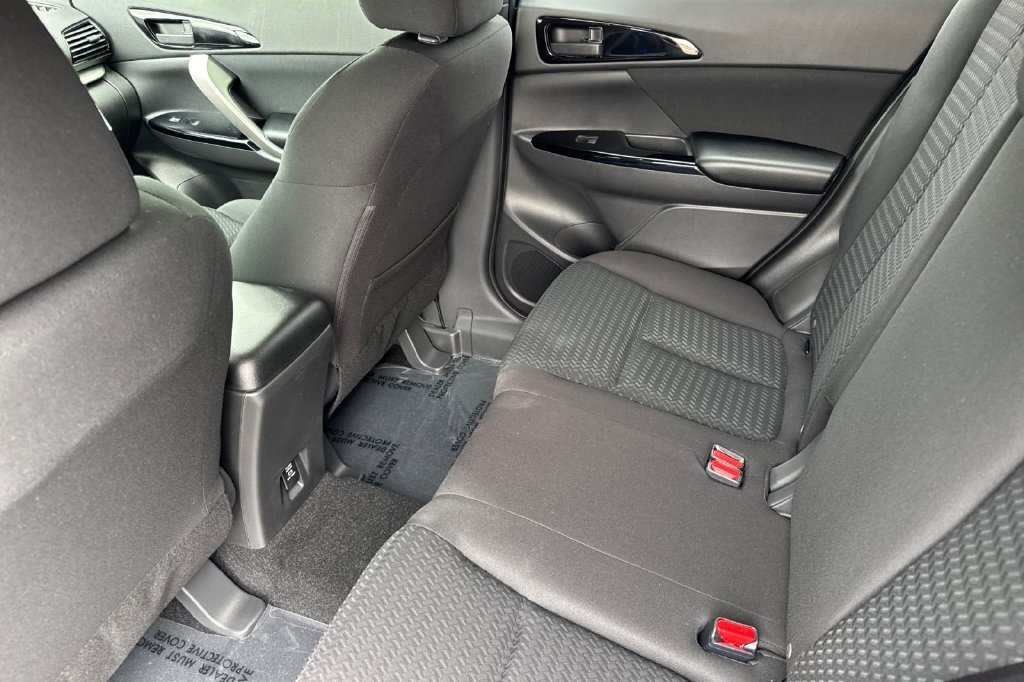 New 2026 Mitsubishi Eclipse Cross LE AWD/4WD image 14