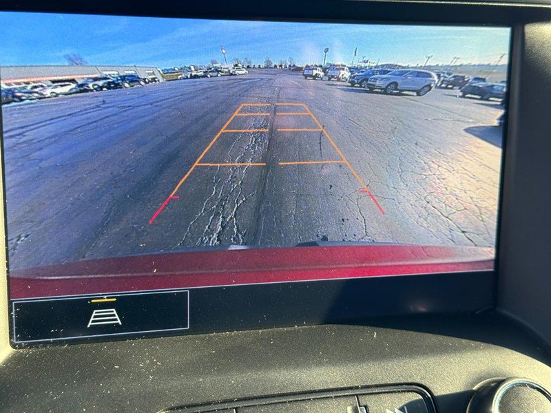 Used 2022 GMC Acadia SLT w/ Preferred Package image 24