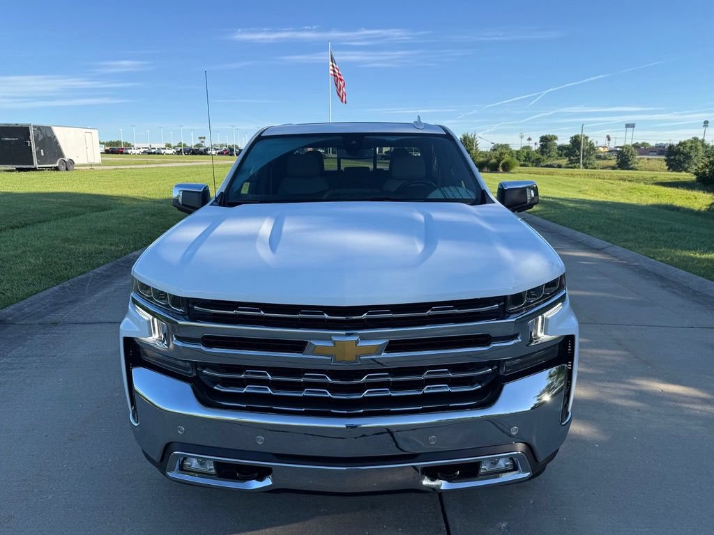 Used 2021 Chevrolet Silverado 1500 LTZ w/ LTZ Premium Package AWD/4WD image 11