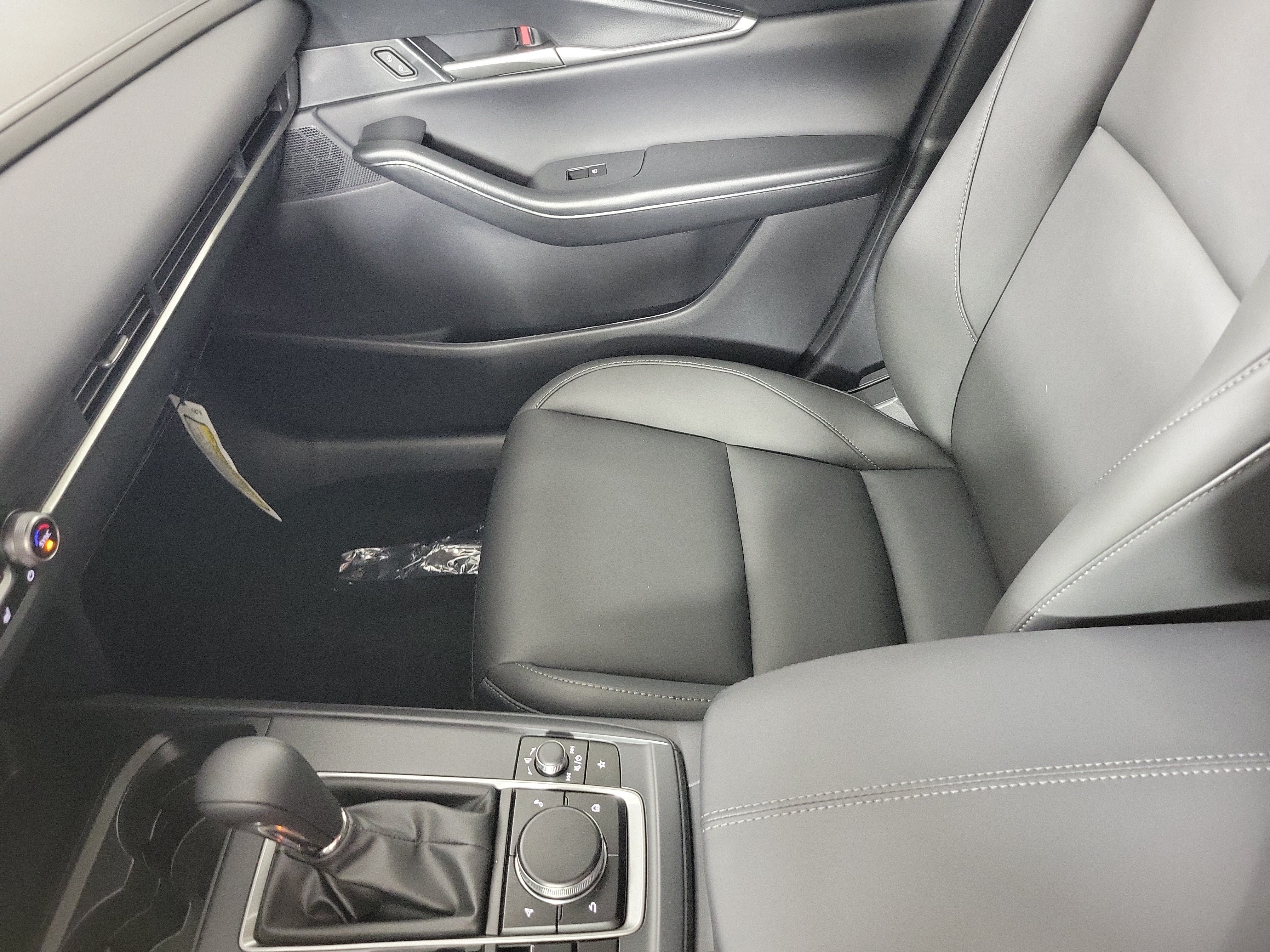 New 2026 MAZDA CX-30 AWD 2.5 S w/ Select Sport Pkg image 24