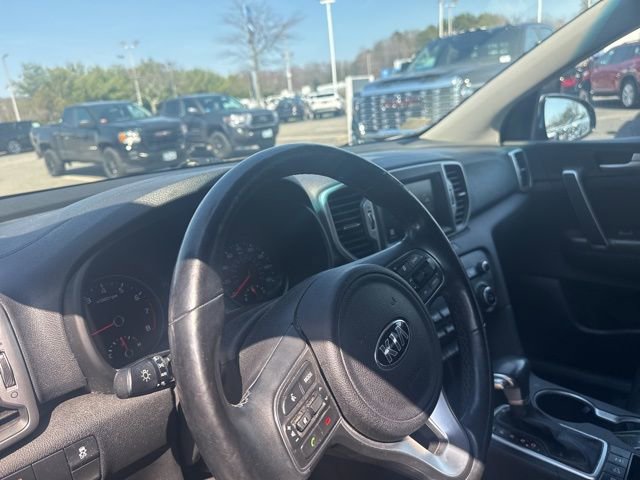 Used 2017 Kia Sportage EX image 10