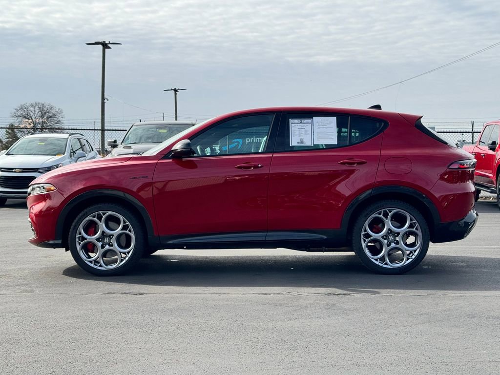Used 2024 Alfa Romeo Tonale Veloce AWD/4WD image 4