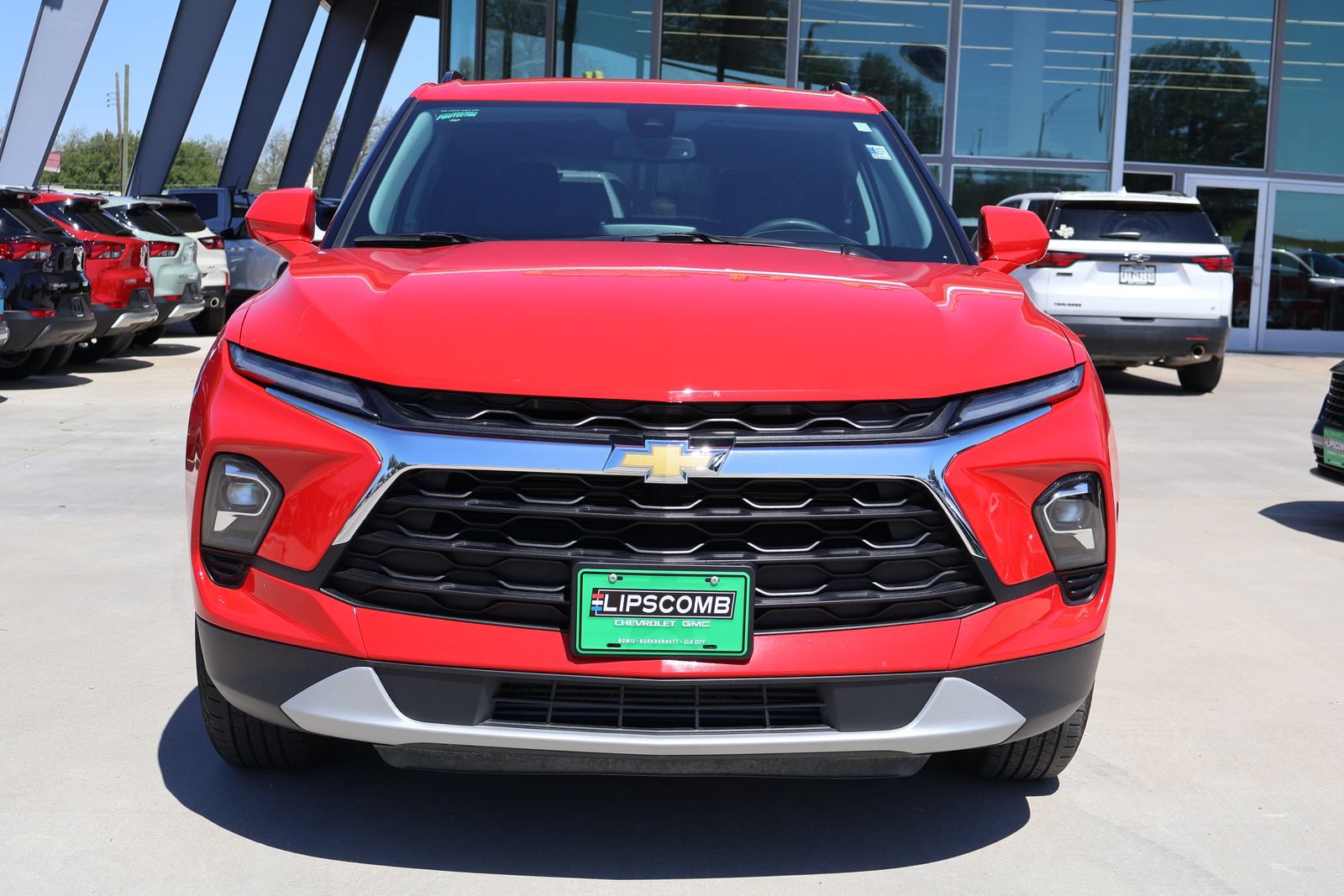 Used 2024 Chevrolet Blazer LT w/ Convenience Package FWD image 3