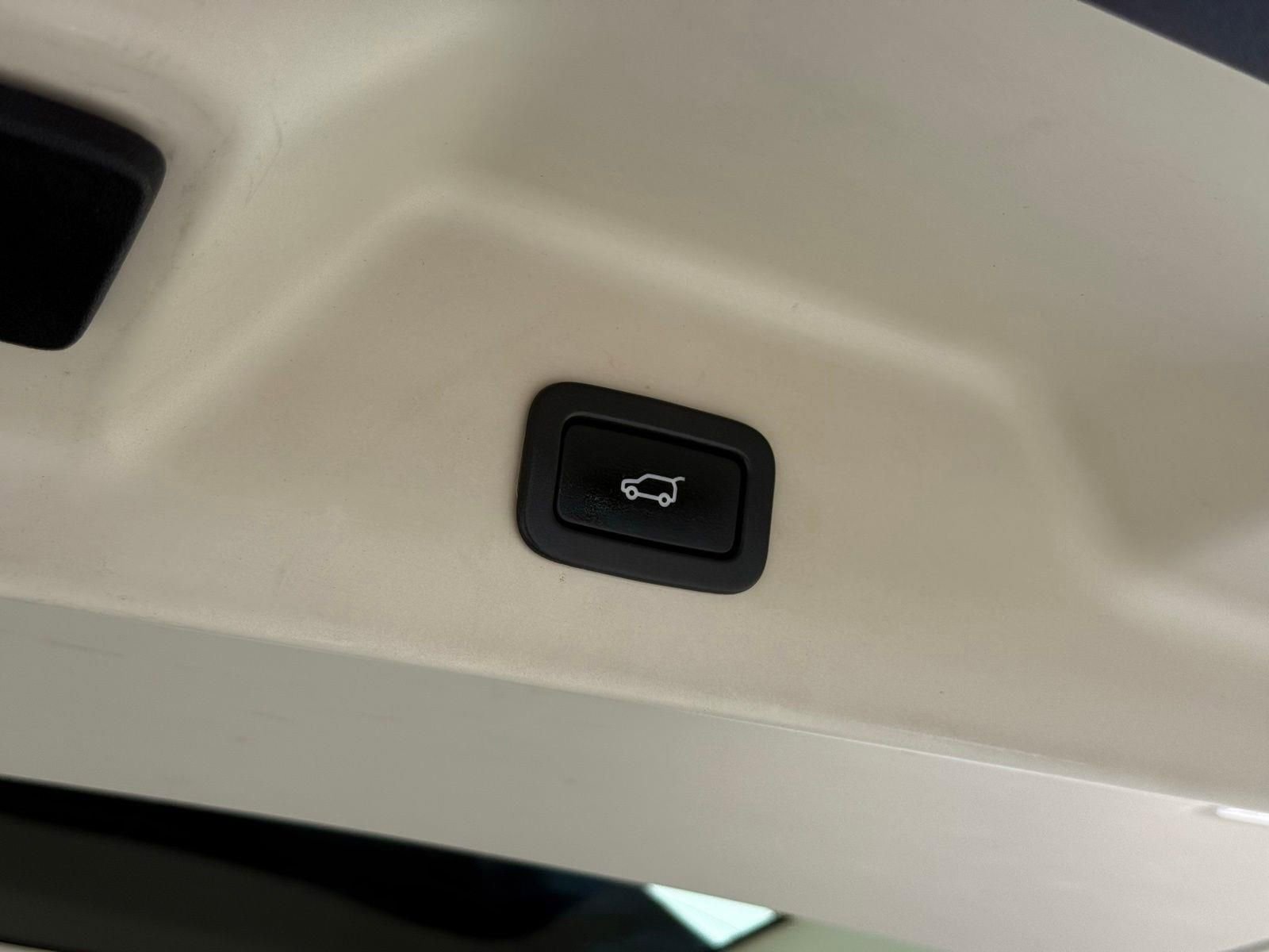 Used 2015 Land Rover Range Rover Autobiography AWD/4WD image 20