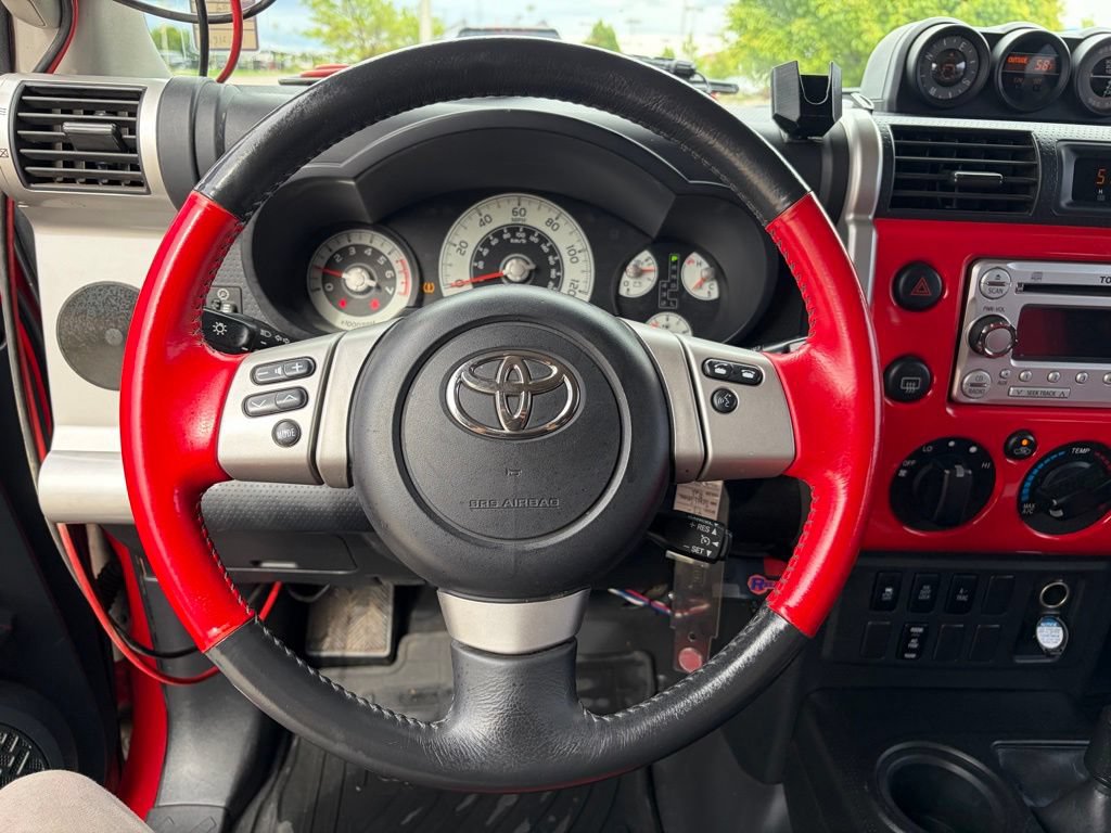 Used 2012 Toyota FJ Cruiser 4WD w/ Trail Teams Special Edition image 24