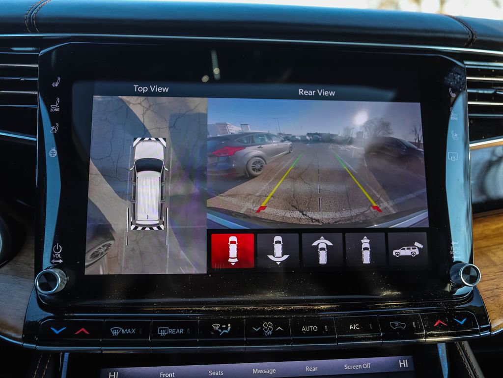 Used 2022 Jeep Grand Wagoneer Series III w/ Rear Seat Video Group 1 image 17