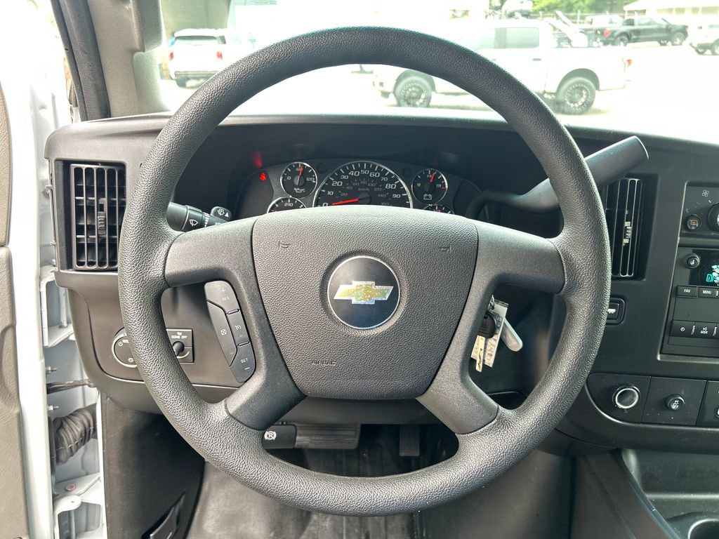 Used 2024 Chevrolet Express 2500 w/ Driver Convenience Package RWD image 20