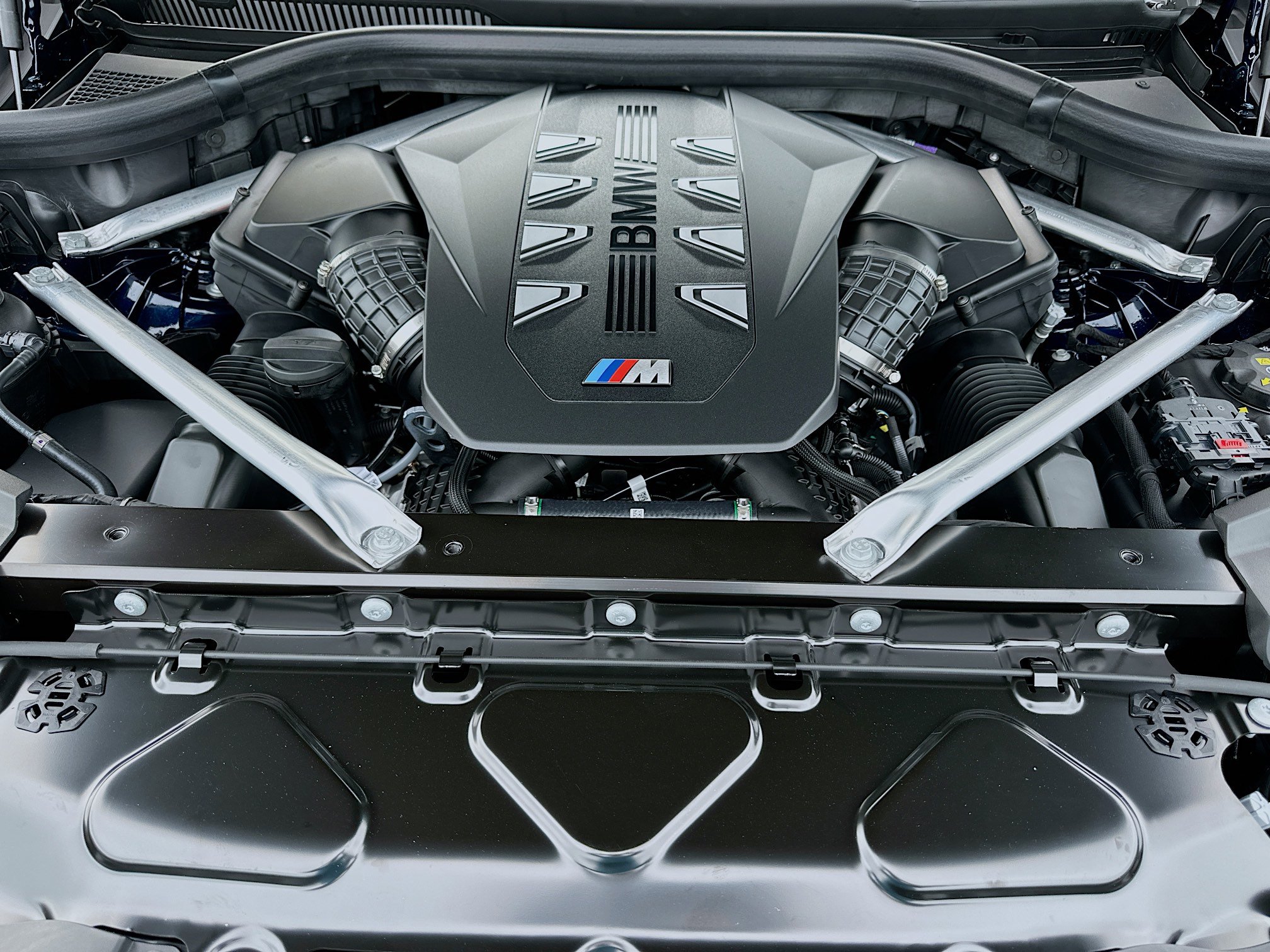 New 2027 BMW X6 M60i w/ Executive Package AWD/4WD image 24
