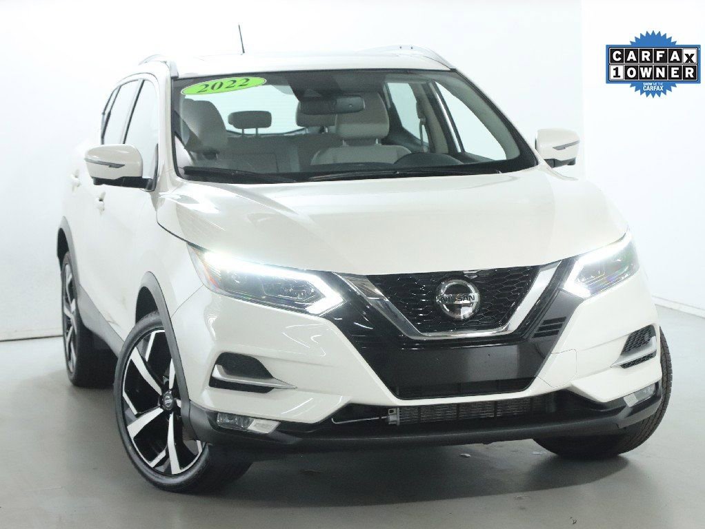 Certified 2022 Nissan Rogue Sport SL w/ Premium Package image 2