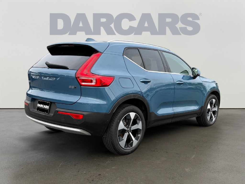Certified 2024 Volvo XC40 B5 Plus w/ Climate Package AWD/4WD image 6