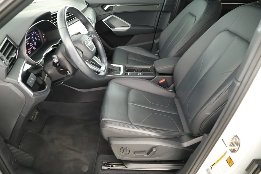 Certified 2023 Audi Q3 2.0T Premium w/ Convenience Package AWD/4WD image 23