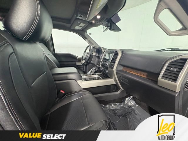 Used 2017 Ford F150 Lariat w/ Equipment Group 502A Luxury AWD/4WD image 8