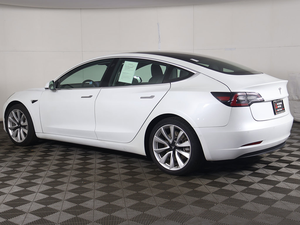 Used 2019 Tesla Model 3 Mid Range RWD image 12
