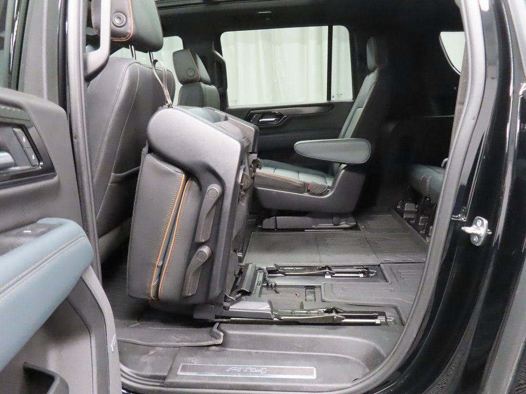 Used 2025 GMC Yukon XL AT4 w/ AT4 Premium Package image 51