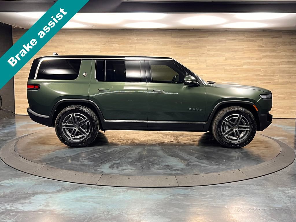 Used 2025 Rivian R1S Adventure image 8