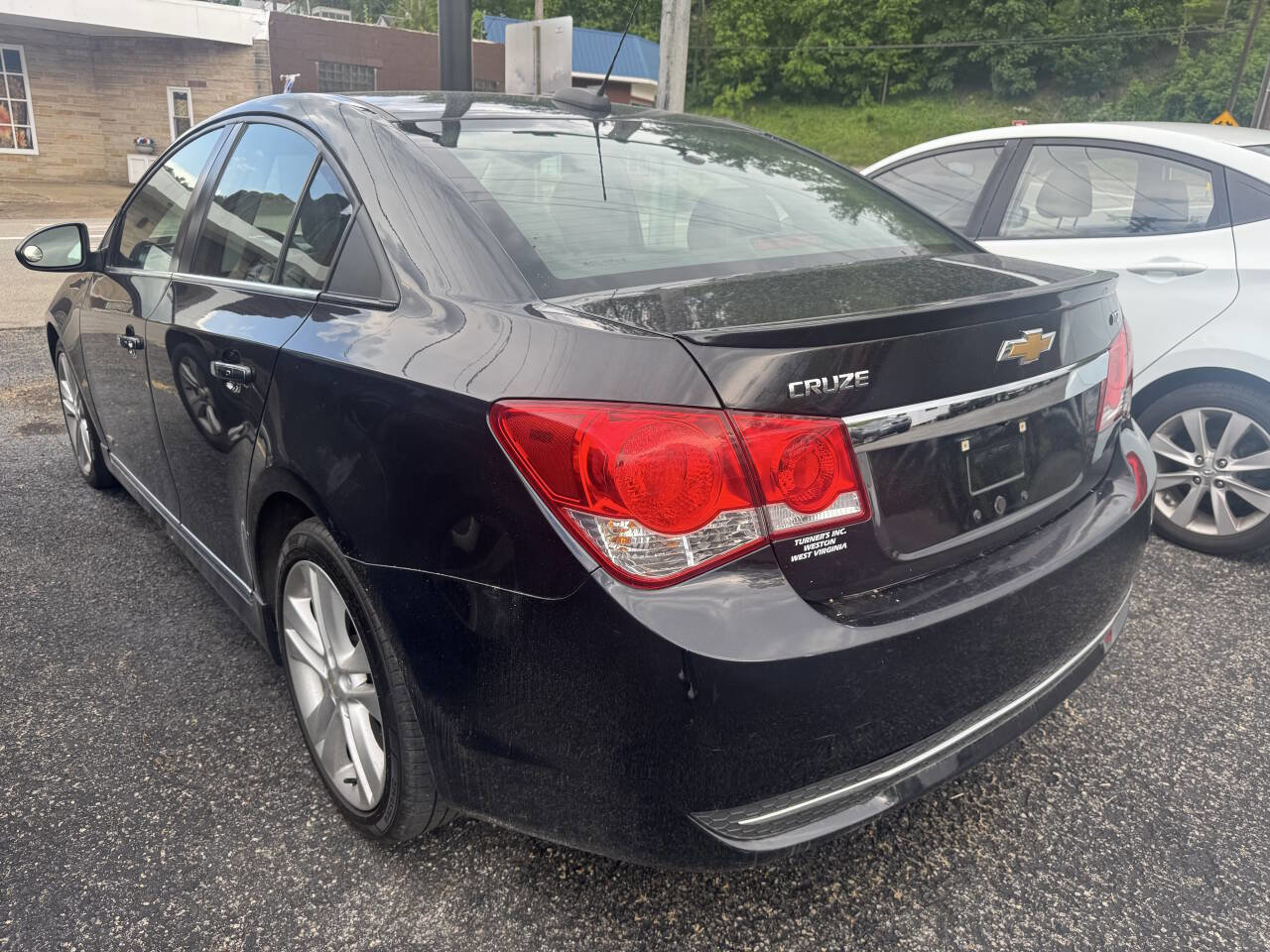 Used 2016 Chevrolet Cruze LTZ w/ Sun, Sound and Sport Package FWD image 7