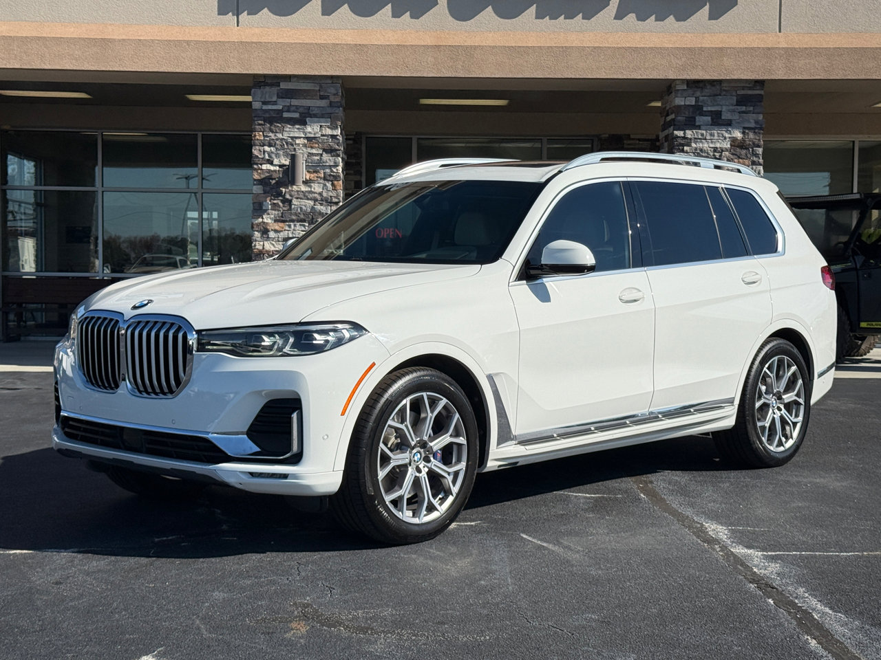 Used 2019 BMW X7 xDrive50i w/ Dynamic Handling Package image 1