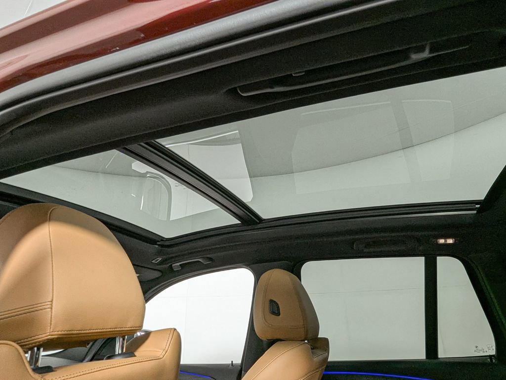 Certified 2024 BMW X3 xDrive30i w/ Premium Package image 12