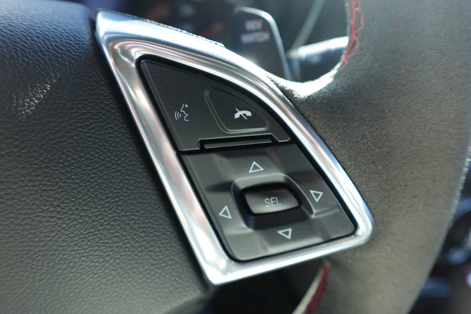 Used 2019 Chevrolet Camaro ZL1 image 20