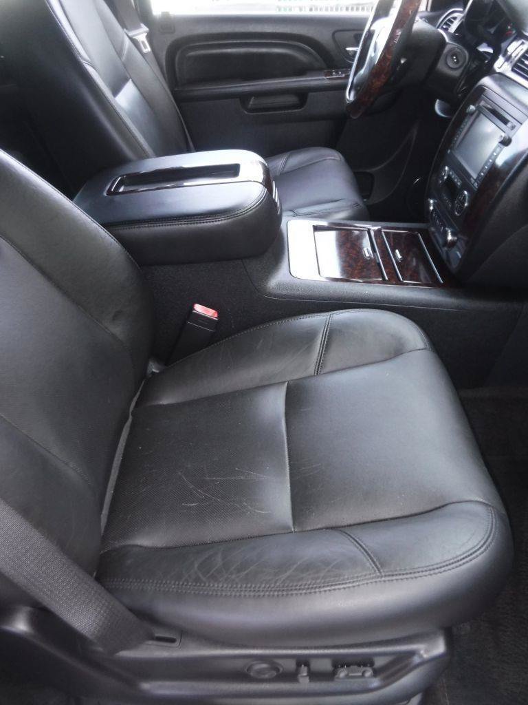 Used 2012 GMC Yukon XL Denali AWD/4WD image 27