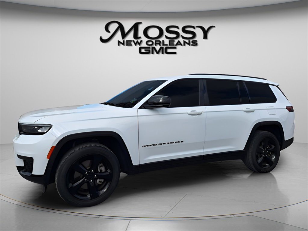 Used 2023 Jeep Grand Cherokee L Altitude image 1