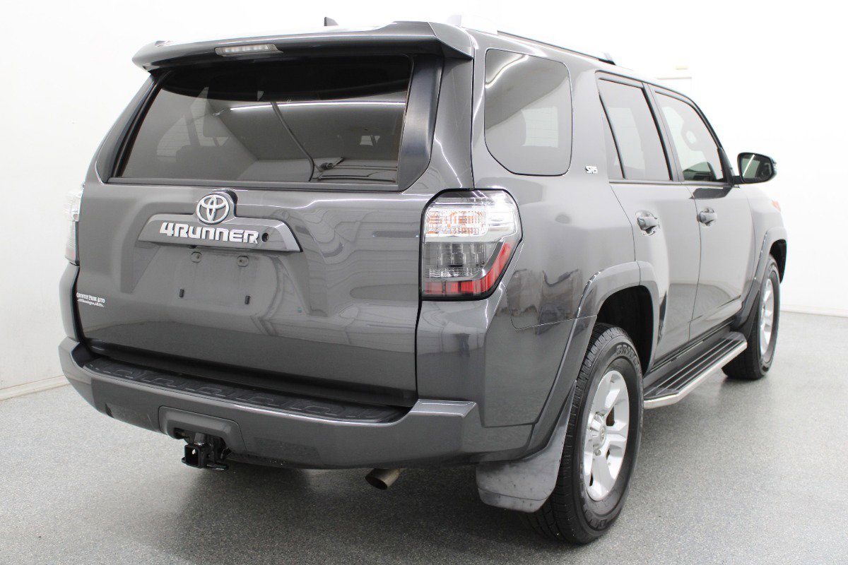 Used 2018 Toyota 4Runner SR5 Premium RWD image 5