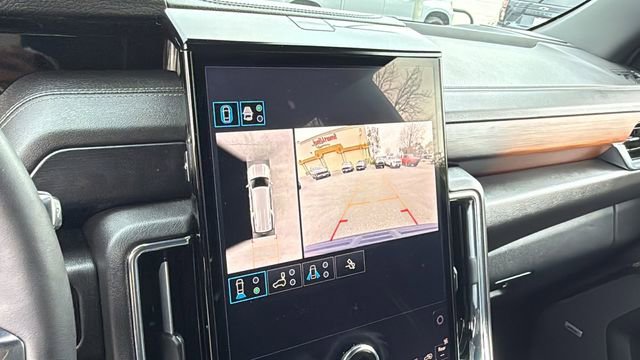 Certified 2025 GMC Yukon XL Denali image 18