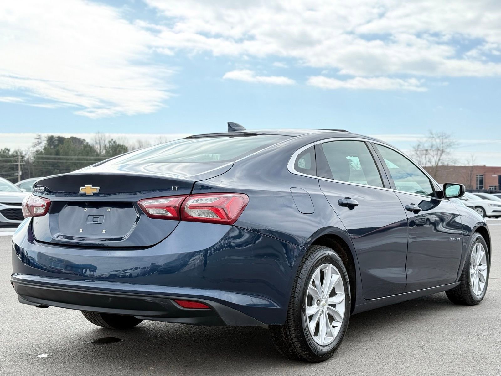 Used 2021 Chevrolet Malibu LT image 7