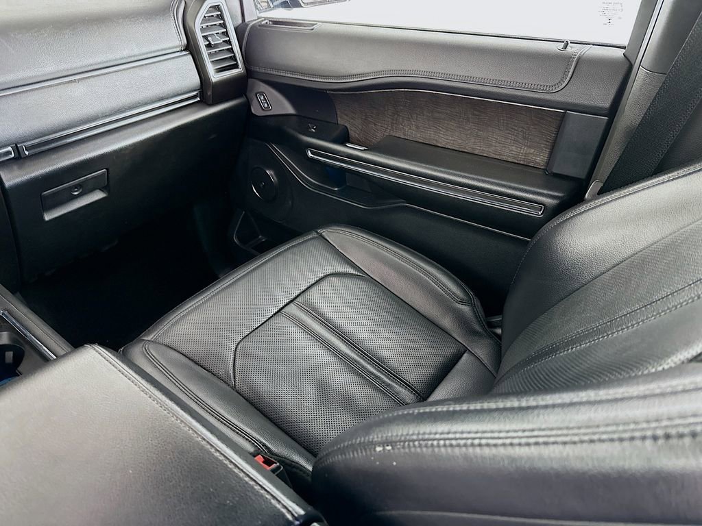 Used 2021 Ford Expedition Max Limited image 34