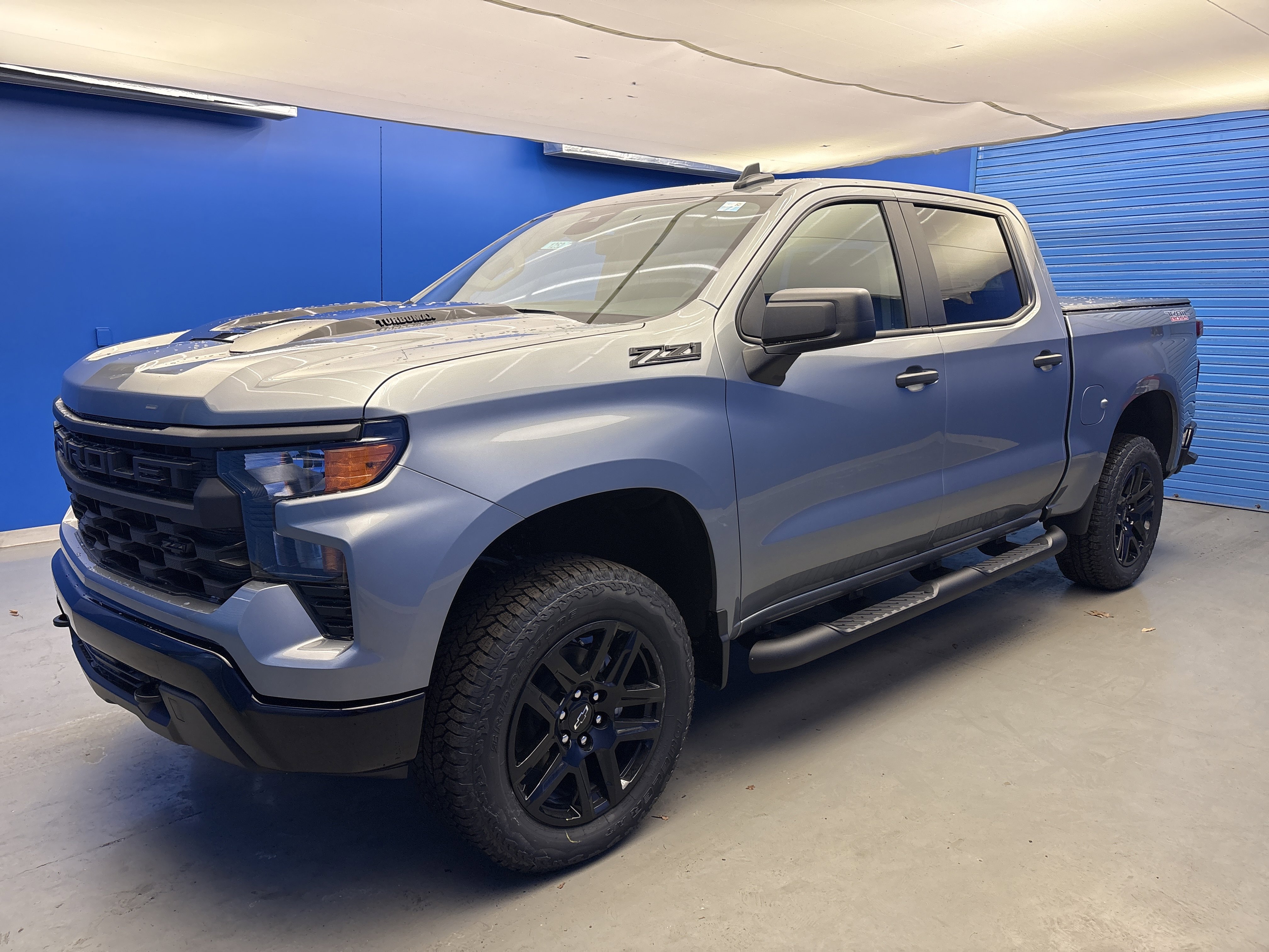 New 2026 Chevrolet Silverado 1500 Custom Trail Boss w/ Turbomax Blackout Package AWD/4WD image 4